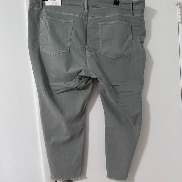 NWT LOFT PLUS SIZE 26 Skinny Crop SAGE - Picture 6 of 9